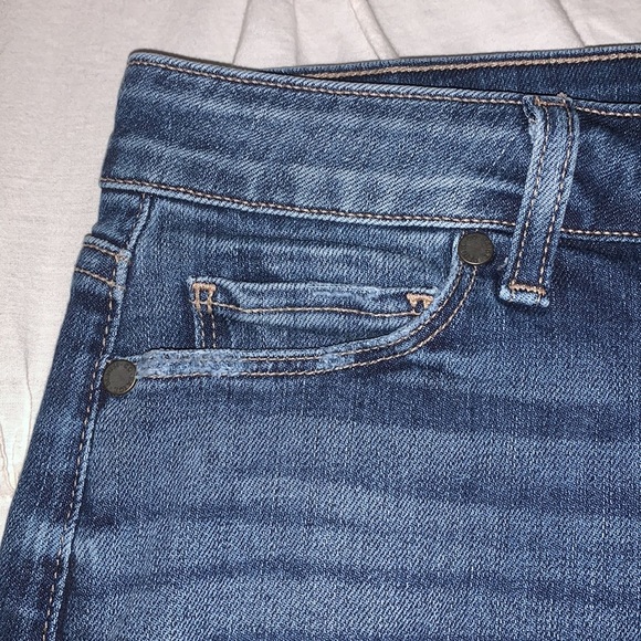 Paige Jimmy Jimmy Medium Wash Ezra Distressed Rolled Cuff Jean Denim Short - Picture 4 of 14